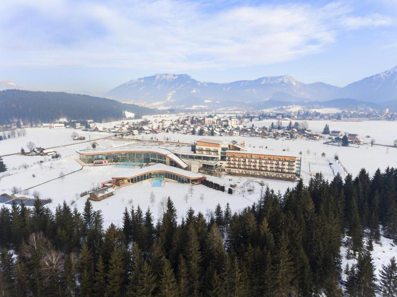 Aldiana Club Salzkammergut Und Grimmingtherme Bad Mitterndorf Exterior foto